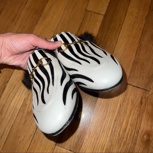 GUCCI ZEBRA FUR PRINCETOWN MULES SLIDE INS - Picture 3 of 9